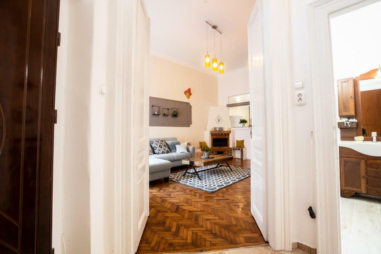 Art Downtown Alecsandri St Luxury Apartment Oradea Zewnętrze zdjęcie
